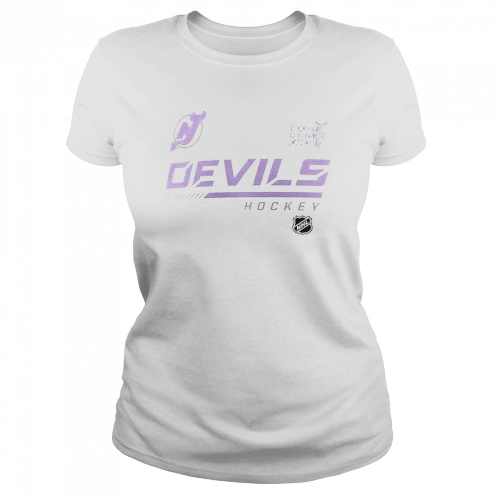 New Jersey Devils Fanatics Branded NHL Hockey Fights Cancer  Classic Women's T-shirt