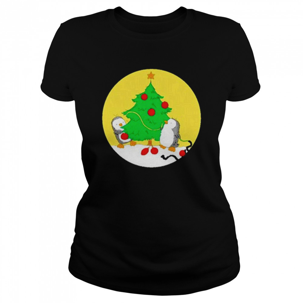 penguins decorating christmas tree shirt Classic Women's T-shirt